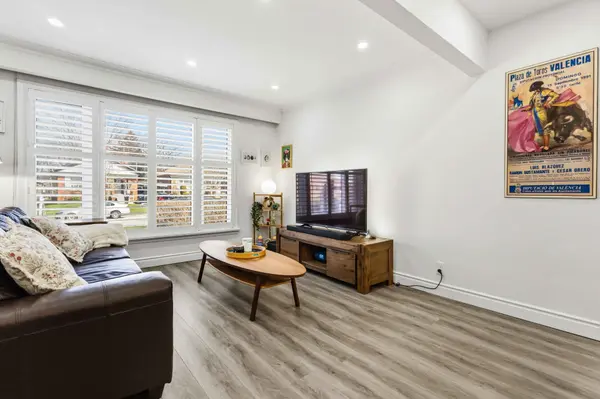 23 Japonica RD, Toronto E04, ON M1R 4S1