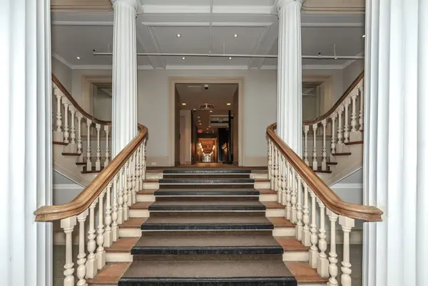 201 Carlaw AVE #411, Toronto E01, ON M4M 2S3