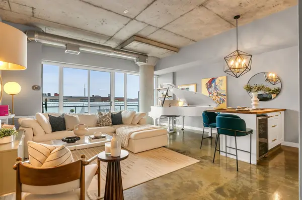 201 Carlaw AVE #411, Toronto E01, ON M4M 2S3