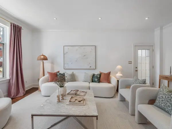 24 Boulton AVE, Toronto E01, ON M4M 2J3