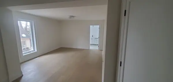 19 Scarboro CRES #Main, Toronto E10, ON M1C 1M2