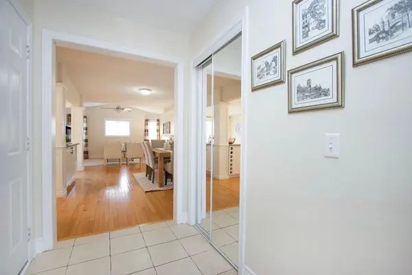 200 Bathgate CRES, Clarington, ON L1E 0B5