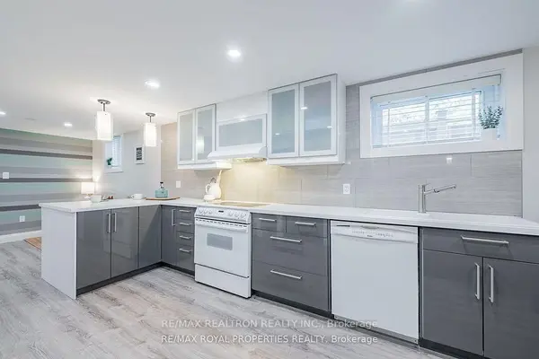 11 Cotton ST #Bsmt, Clarington, ON L1C 5H3