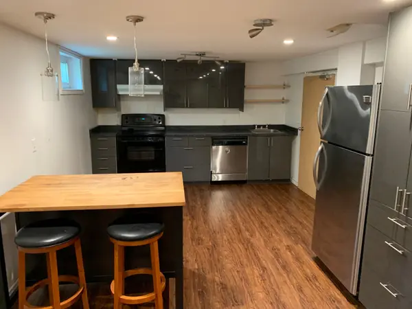 319 Hillcroft ST #Lower, Oshawa, ON L1G 2M1