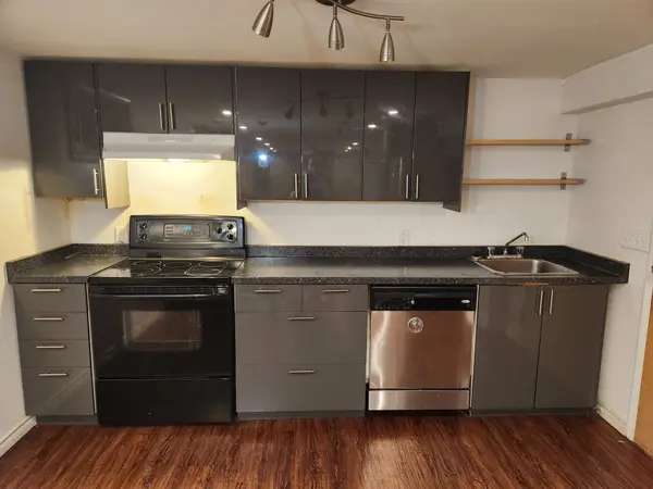 319 Hillcroft ST #Lower, Oshawa, ON L1G 2M1