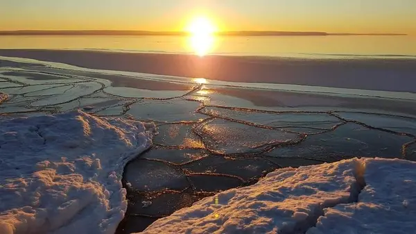 47 Balsam ST, Tiny, ON L0L 1P0