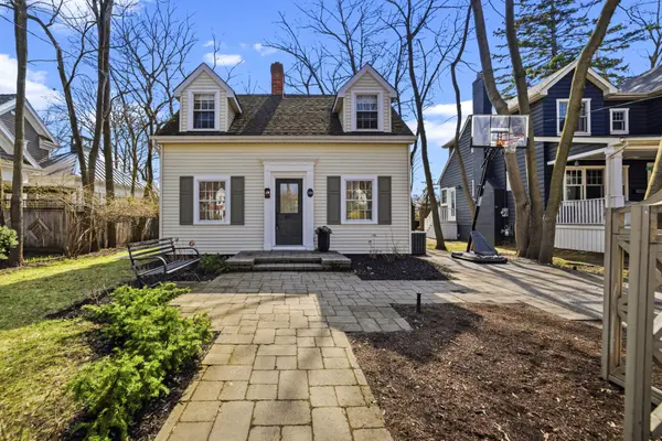 348 Douglas AVE, Oakville, ON L6J 3S6