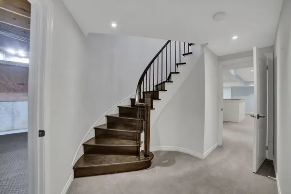 2171 Jardine CRES, Burlington, ON L7L 7K1