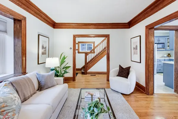 75 Evelyn AVE, Toronto W02, ON M6P 2Z2