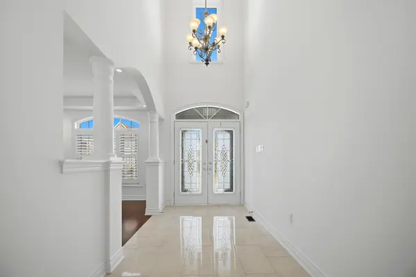 3146 Tacc DR, Mississauga, ON L5M 0B6