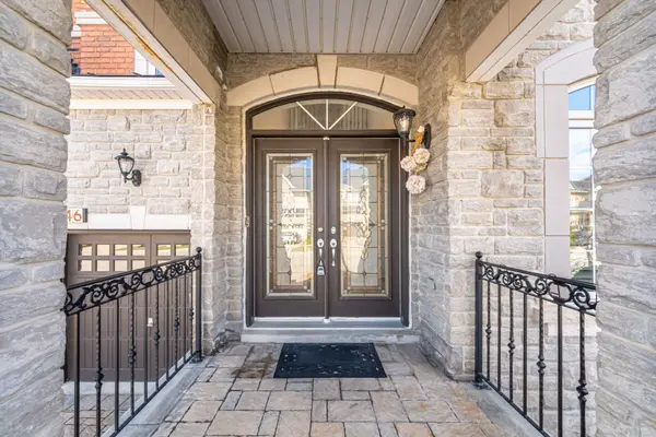 3146 Tacc DR, Mississauga, ON L5M 0B6