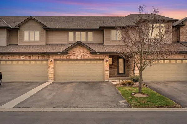 441 Stonehenge DR #33, Hamilton, ON L9K 0B1