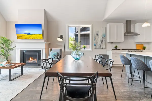 158 Courtland ST, Blue Mountains, ON L9Y 4E2