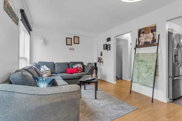 23 Tulip DR, Tillsonburg, ON N4G 5S5