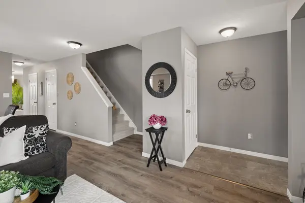 240 Westmeadow DR #1B, Kitchener, ON N2N 0A1