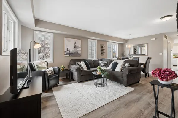 240 Westmeadow DR #1B, Kitchener, ON N2N 0A1