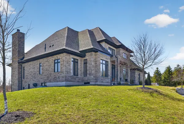 7645 Maltby RD E, Puslinch, ON N0B 2J0