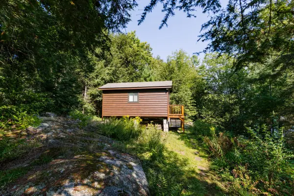 6415 Kennisis Lake RD, Dysart Et Al, ON K0M 1S0