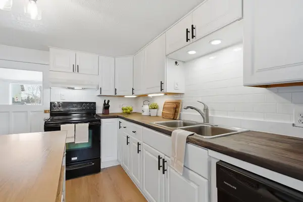 1292 St Jacques RD, Russell, ON K0A 1W0