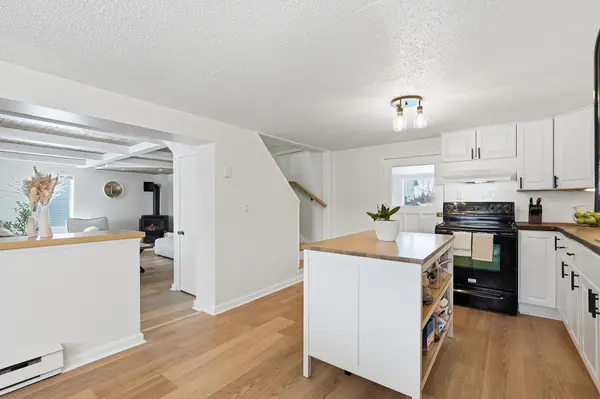 1292 St Jacques RD, Russell, ON K0A 1W0