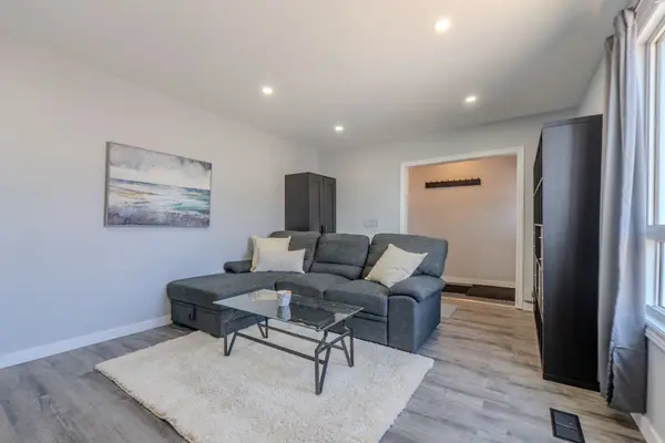 647 Douglas ST, North Bay, ON P1B 5N9