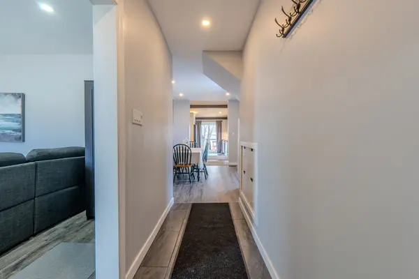 647 Douglas ST, North Bay, ON P1B 5N9