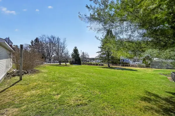 2 Main ST W, Athens, ON K0E 1B0