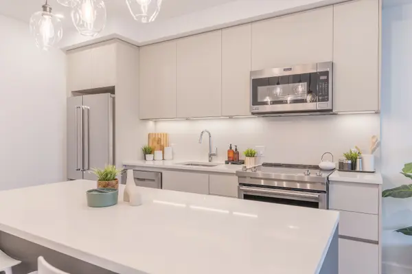 195 Hunter ST E #505, Peterborough, ON K9H 0K6