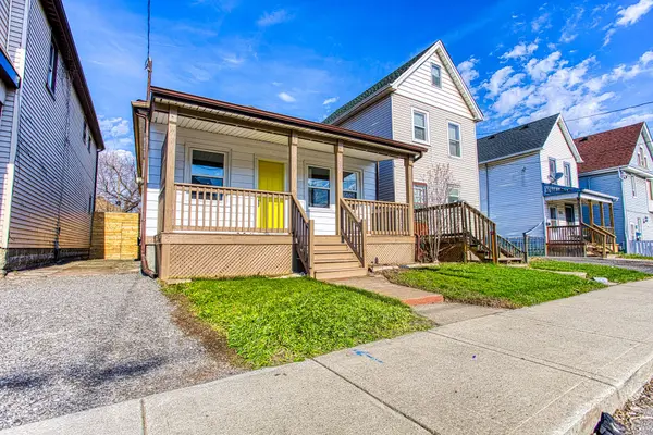 267 Rosslyn AVE N, Hamilton, ON L8L 7P9