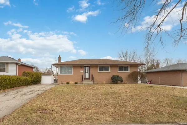 12 Curtis AVE, London South, ON N5Z 4G1