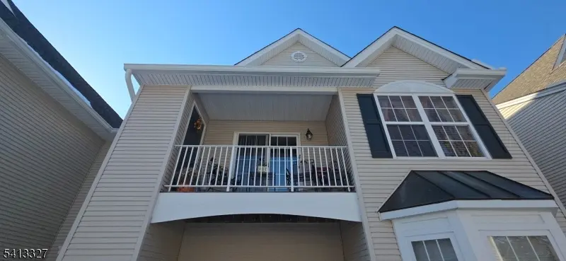 458 Cambridge Dr, Butler Boro, NJ 07405