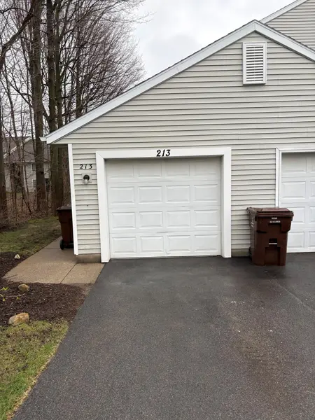 213 Hunters LN NE #21, Rockford City, MI 49341