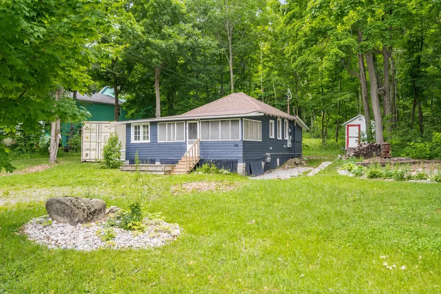 365 Robins Point RD, Tay, ON L0K 2A0