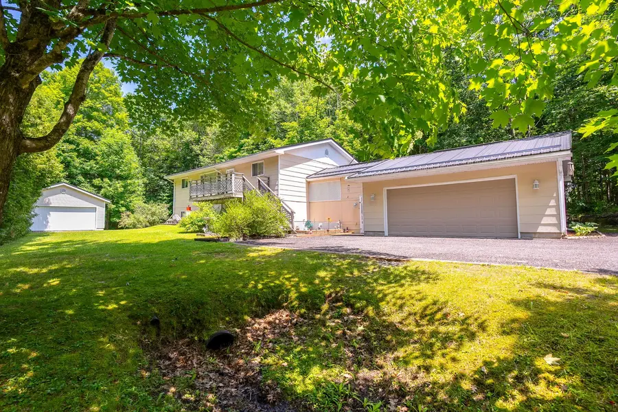 11 Shadow Lake #3 RD, Kawartha Lakes, ON K0M 2L0