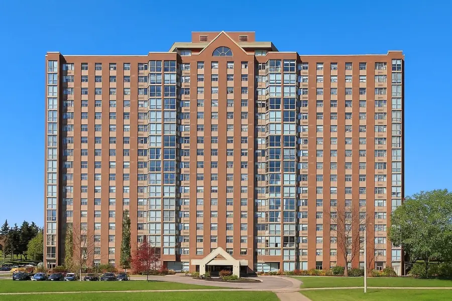 2760 CAROUSEL CRES #1204, Blossom Park - Airport And Area, ON K1T 2N4