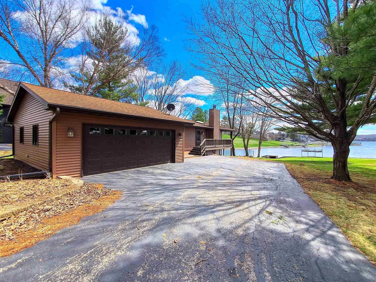 4-73 Driftwood Court, Lake Carroll, IL 61046