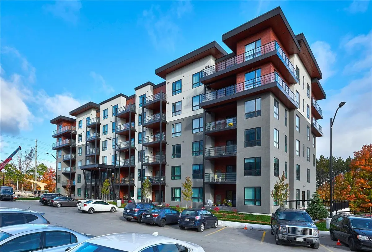 300 Essa RD #407, Barrie, ON L9J 0B9