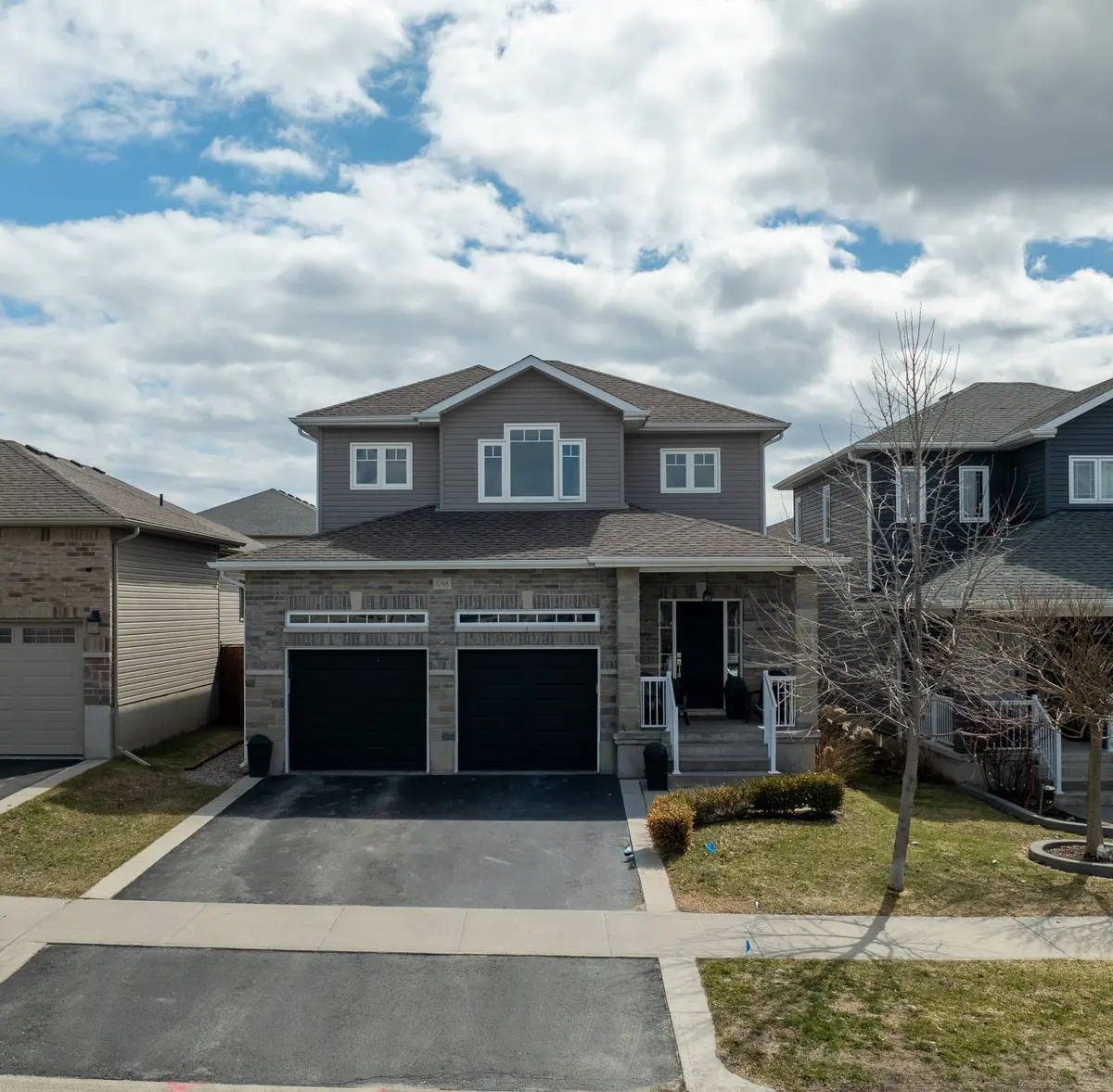 1298 CARFA CRES, Kingston, ON K7P 0M9