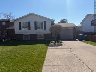 9 Willowdale PL, Chatham-kent, ON N7L 4N9