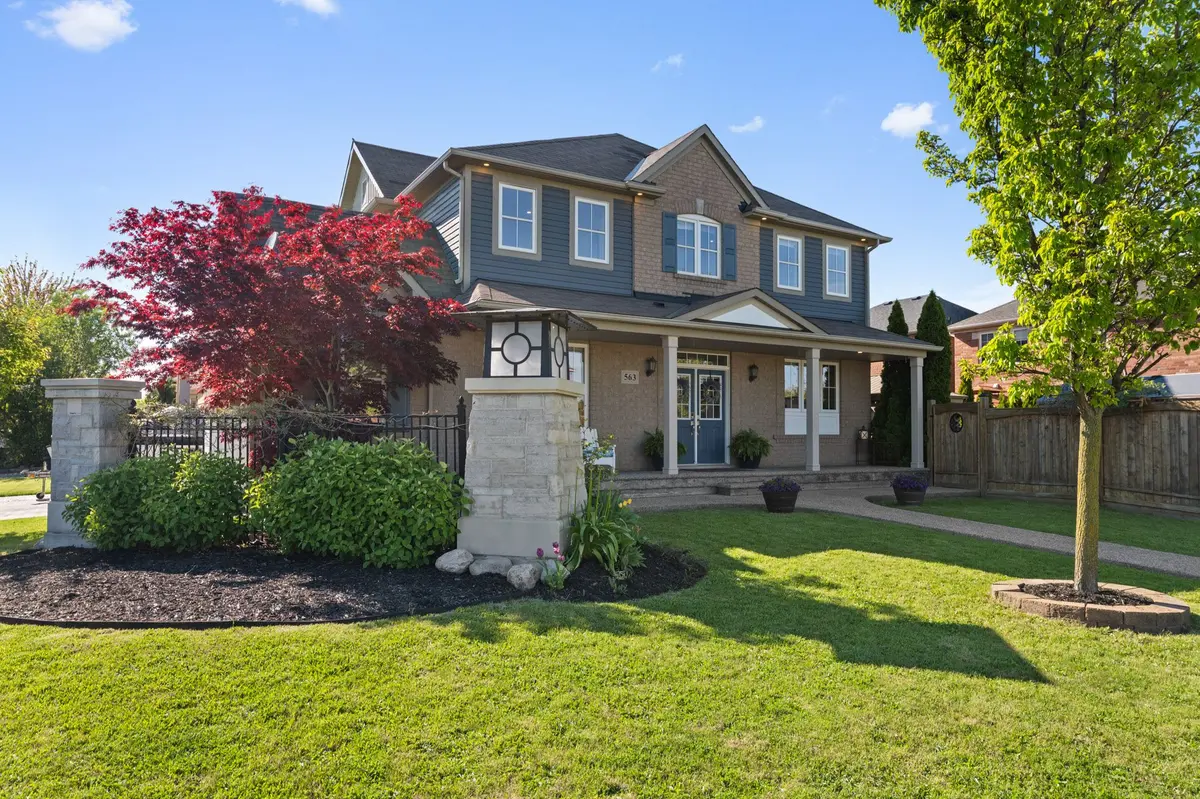 563 Fifty RD, Hamilton, ON L8E 5T5