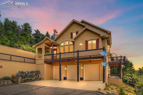 570 Upper Vista RD, Manitou Springs, CO 80829