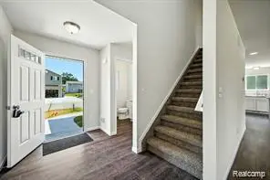 5750 Copper Tree PARK, Waterford Charter Township, MI 48327