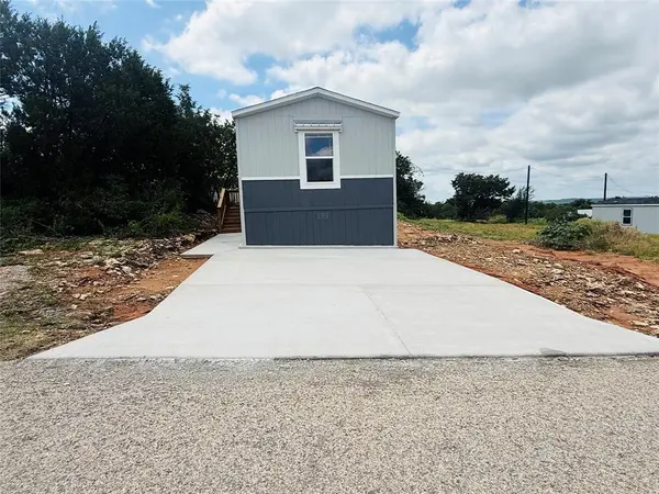 3425 Evergreen Drive, Granbury, TX 76048