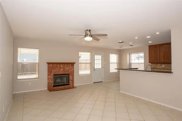 1157 Whistle Stop Drive, Saginaw, TX 76131