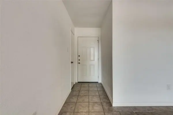 120 E Milas Lane, Glenn Heights, TX 75154