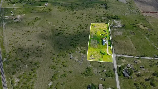 2647 NW County Road 1110, Corsicana, TX 75110