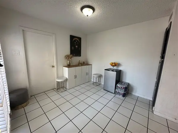 9717 Summerwood Circle, Dallas, TX 75243