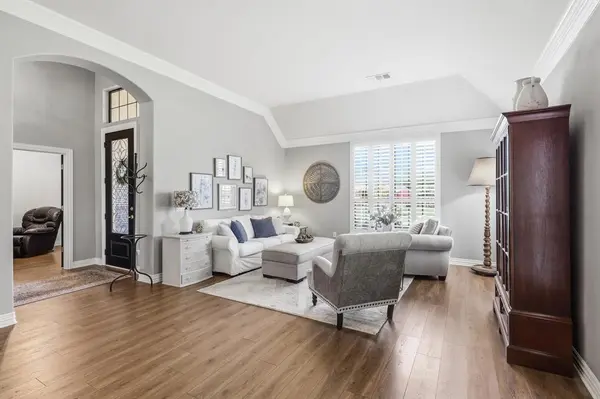 9801 Cypress Street, Denton, TX 76207