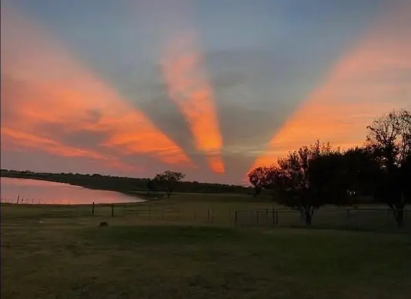 4378 Old Fort Worth Road, Midlothian, TX 76065