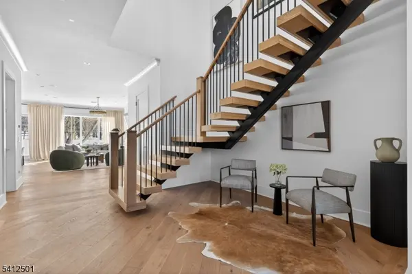 16-18 Paris Ave #3, Rockleigh Boro, NJ 07647